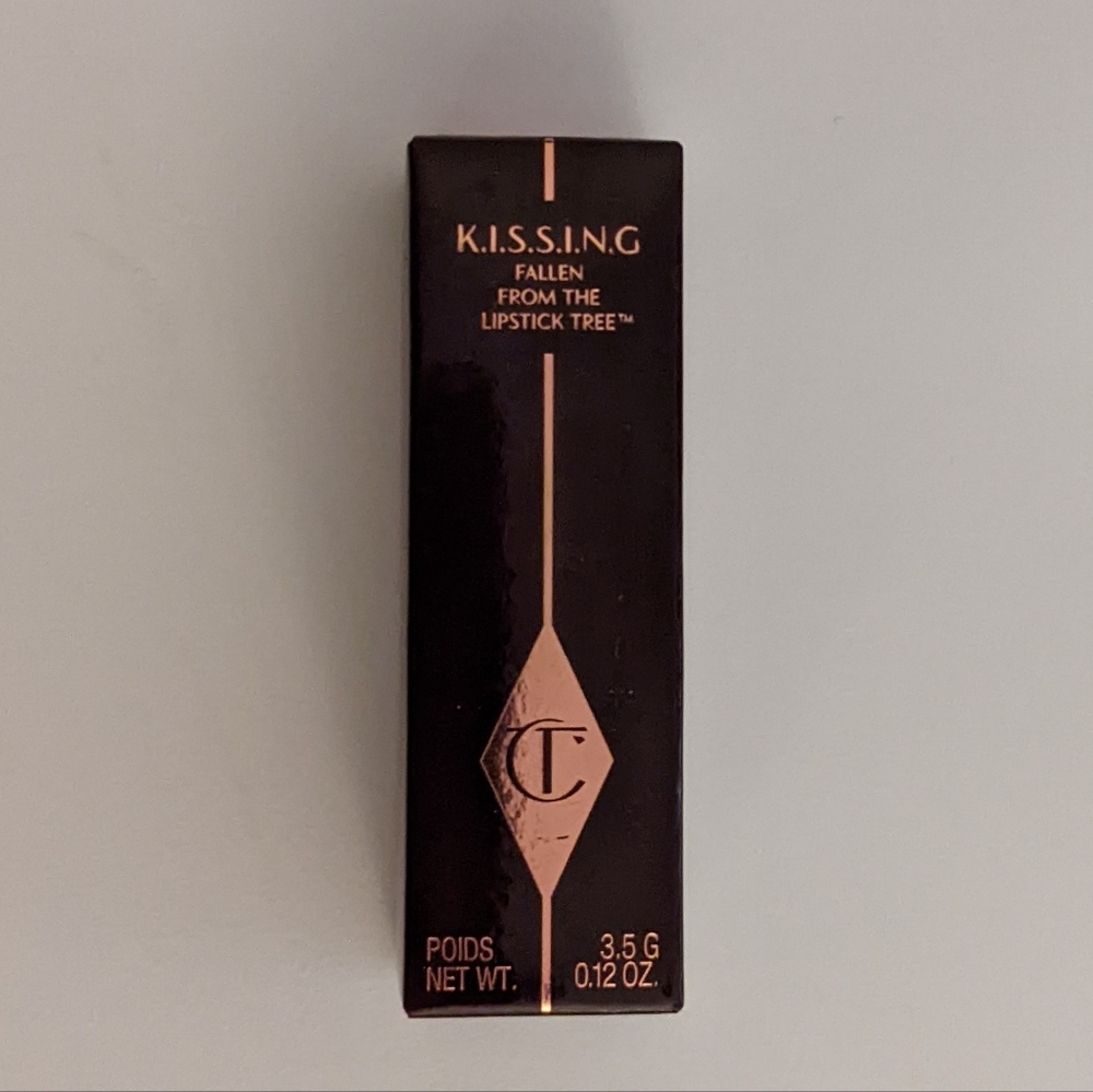 Charlotte Tilbury K.I.S.S.I.N.G Fallen from the Lipstick Tree